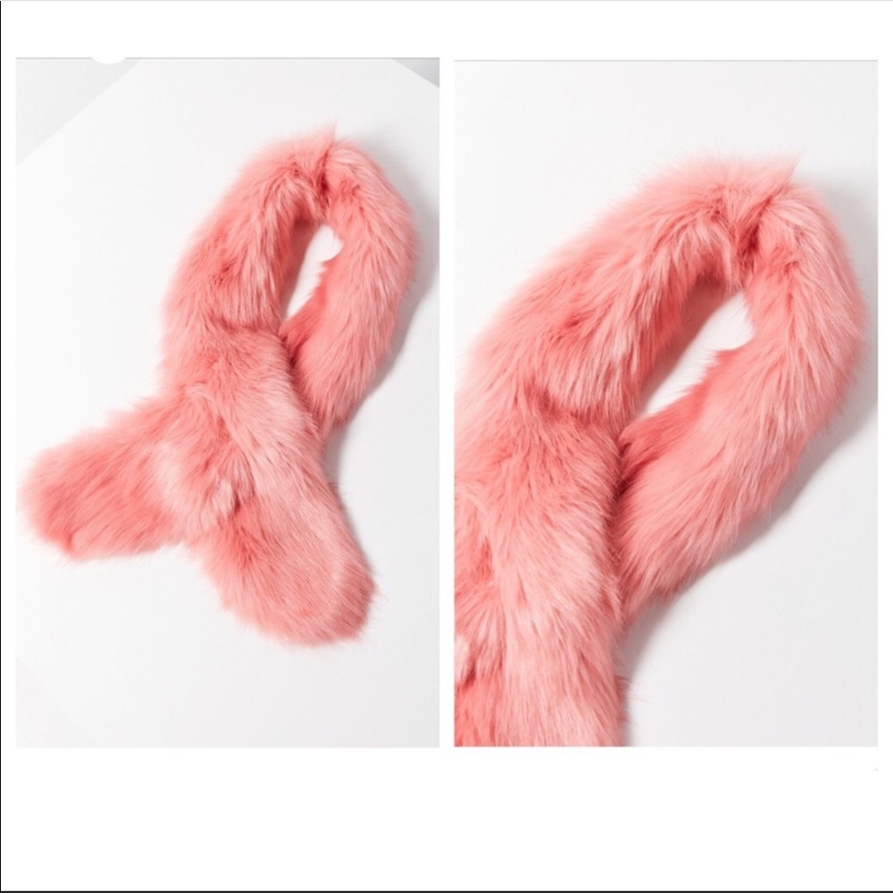 🆕NWT Urban Outfitters Faux Fur Ascot / Scarf - Picture 4 of 16